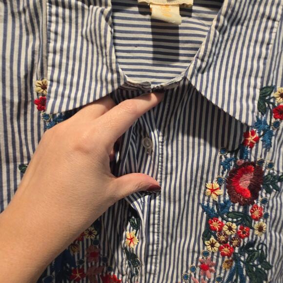 Lucy & Laurel button up floral embroidered sz M Johnny Was inspired - Picture 3 of 7